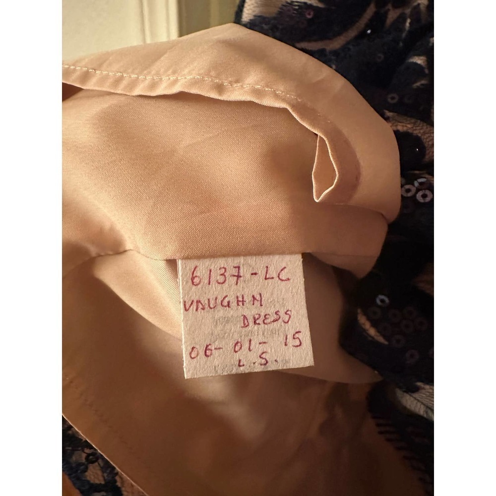 Eva Franco Vaughn Dress in Iris Sequin Size 8 NWT Sample - Picture 7 of 10